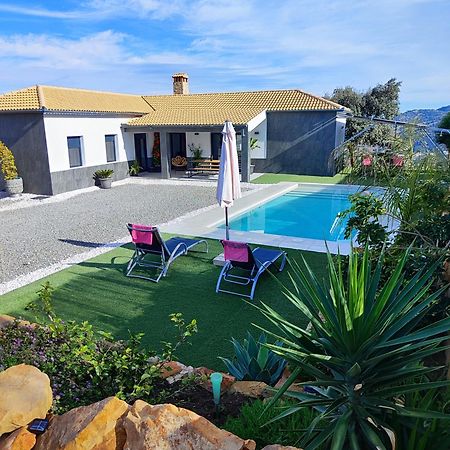 Villa Isabel El Gastor Bagian luar foto